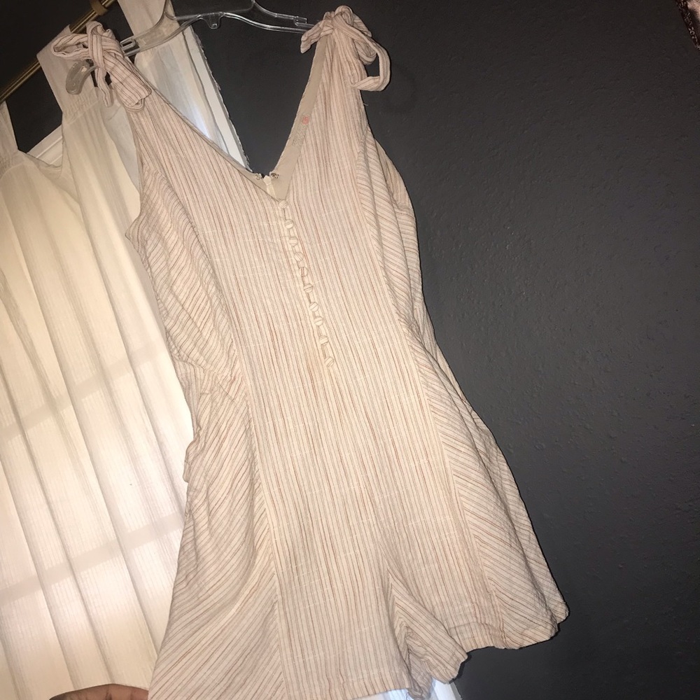 Romper - Picture 2 of 4